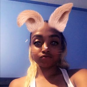 Meet your Posher, Nina